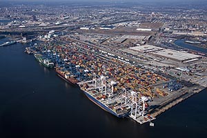 [photo, Baltimore Seagirt Terminal (aerial view), Baltimore, Maryland]